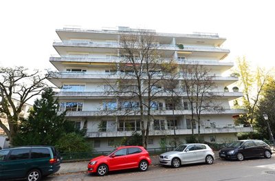 In diesem unscheinbaren Haus im Münchner Stadtteil Schwabing machten die Zollfahnder den Sensationsfund. 