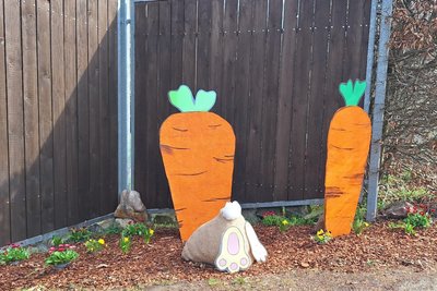 Witzige Osterdeko ist derzeit in Braunsdorf zu bestaunen.