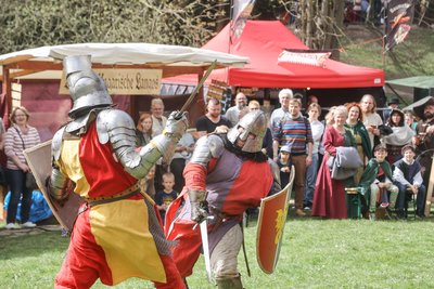 Immer ein Spektakel: Ostern auf Burg Rabenstein.