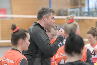 Trainer Michael Albert ist stolz auf die Entwicklung der Mannschaft, sieht aber immer noch Luft nach oben.
