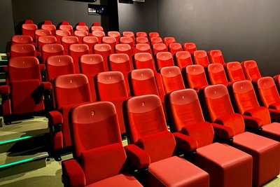 Die Säle im Kino in Mittweida sind mit neuen Sesseln ausgestattet. Bald soll es in den Sälen auch wärmer sein, als bisher.