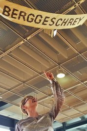 Im Juni 2018 kuratierte Volker Beyer gemeinsam mit anderen Künstler für Jana Pinka (Foto) eine Ausstellung im Sächsischen Landtag.