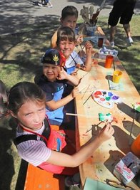 Das JUFZ hielt für Kinder kreative Angebote bereit, die gerne genutzt wurden.