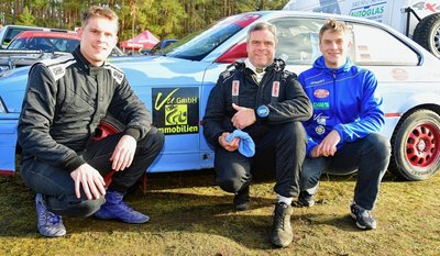 Aaron, Henrik und Arwed Jungnickel (von links) hat das Rallye-Fieber gepackt. 
