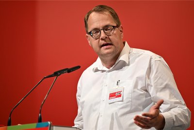 War bei der Urteilsverkündung in Karlsruhe gemeinsam mit Anwalt Gregor Gysi für die Linke dabei: Gruppenchef Sören Pellmann, zweifacher Wahlkreissieger aus Leipzig.