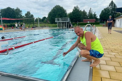 Thomas Sprunk betreibt das Sommerbad mit seinem Team seit der Wiedereröffnung im Jahr 2019.