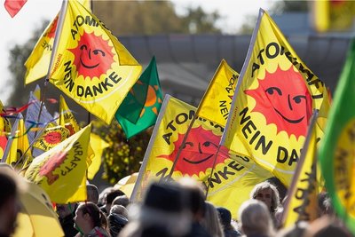 Der Kampf gegen die Atomkraft in Deutschland dauerte Jahrzehnte. Der Konflikt ist vorbei - doch was wäre beim Ausstieg vom Ausstieg? 