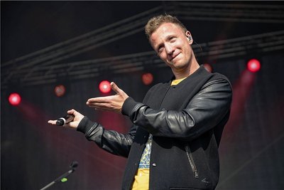 Joris bringt am 4. Juli viel Gefühl mit nach Chemnitz.