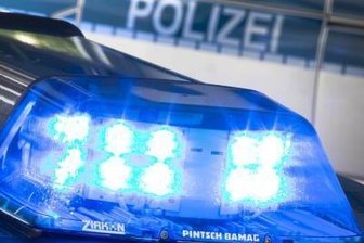 27-Jähriger versucht im Beisein der Fahrerin Auto zu stehlen - 
