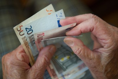Wie hoch soll das Rentenniveau ab 2031 sein? Der unionsinterne Streit darüber hat inzwischen die schwarz-rote Koalition erfasst.