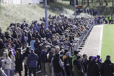 Wie schon beim Pokalspiel gegen die Veilchen wird der Kurt-Löser-Sportplatz einen selten gesehenen Andrang erleben.