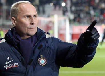 Wie geht es weiter nach der öffentlich ausgetragenen Schlammschlacht beim FC Erzgebirge Aue? Der Vereinsvorstand um Präsident Helge Leonhardtergreift heute das Wort.