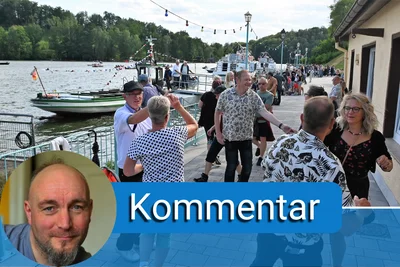 Tanzende Fans der Boogie Hechte nach der Bootsparade.