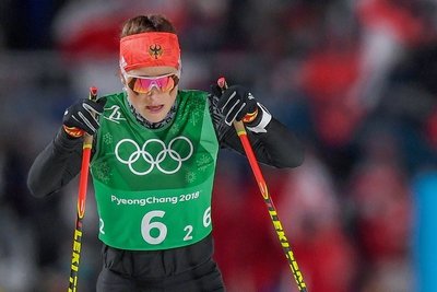 Katharina Hennig kam mit der 4x5-Kilometer-Staffel auf Rang sechs ein und erhielt von Trainer Janko Neuber ein Lob.