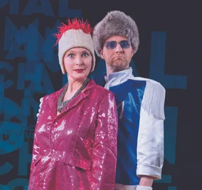 Ellen Schaller und Torsten Pahl im Programm "Einfach mal Heizung an!" im Chemnitzer Kabarett.