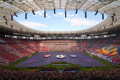 Die Puskás Arena in Budapest war ausverkauft. 