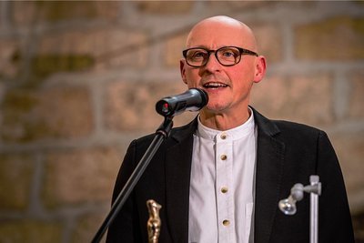 Der Autor Jörg Bernig im Mai zum neuen Kulturamtsleiter in Radebeul gewählt, was viel Kritik erntete. Unser Bild zeigt Bernig bei der Verleihung des Radebeuler Kunstpreises 2013. 