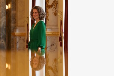 Nora Schmid, Intendantin der Oper Graz, übernimmt mit der Spielzeit 2024/25 die Leitung der Sächsischen Staatsoper Dresden. 
