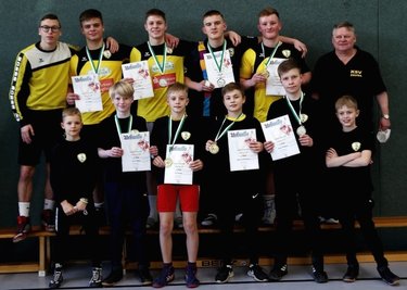 Strahlende Gesichter gab es in Werdau beim Nachwuchs des KSV Pausa, jeder Teilnehmer hatte am Ende eine Medaille erkämpft.