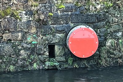 Die Untere Wasserbehörde erklärt, sie habe das Verschließen des Notablasses in Mylau nicht angeordnet.