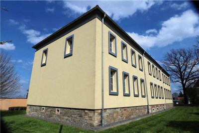 Damit das Bürgerhaus Berthelsdorf als Interimskita genutzt werden kann, muss ein zweiter Fluchtweg an der Giebelseite angebracht werden. 