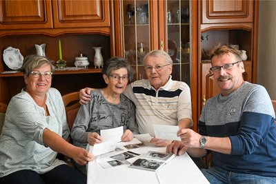 Gisela und Heinz Kreßner feiern am Mittwoch mit ihren Kindern den 65. Hochzeitstag: Sohn Steffen (rechts) und Schwiegertochter Andrea, die auch schon 41 Jahre lang verheiratet sind. Zur Familie gehören noch Enkel Michael und Ur-Enkel Nico (20) und Leon (15).