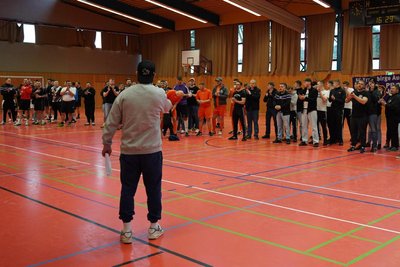 Zwölf Mannschaften traten beim Turnier des Auer Fanprojekts in Zschorlau an.