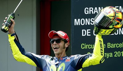 Valentino Rossi geht von der Pole Position in das Rennen am Samstag (13.30 Uhr/Eurosport) im niederländischen Assen.