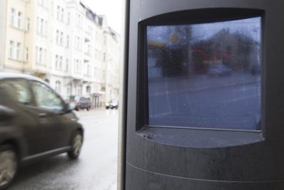 Der Blitzer an der Pausaer Straße macht kürzlich grundlos Fotos von Autofahrern.