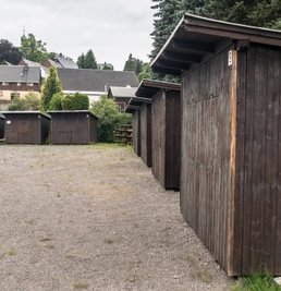 Auf dem Festplatz Deutschneudorf soll unter anderem der Schotterbelag verschwinden. 