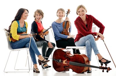 Das Klenke-Quartett erhält den Mozartpreis, weil es sich besonders verdient gemacht hat um die Aufführung der Werke Mozarts. Die vier Frauen stehen seit 30 Jahren gemeinsam auf der Bühne. 