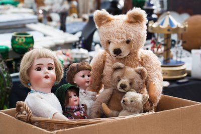 Zu einem Flohmarkt, bei dem Kindersachen, Spielzeug und einiges mehr angeboten werden, wird am Samstag in Zwönitz eingeladen.