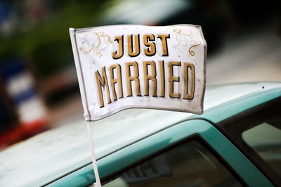 Happy forever? Das kann man nicht garantieren - aber damit es mit dem geliehenen Auto gut ausgeht, lässt sich viel tun.