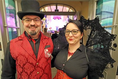 Ulrike und Björn Braune waren selbst echte Hingucker beim Freiberger Bühnenball.