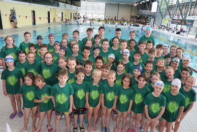Die grünen Teilnehmer-Shirts kamen auch bei den jungen Schwimmern gut an, die in Plauen ihre Wettkämpfe austrugen.