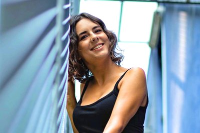 Als Solistin singt Jennifer Zein.