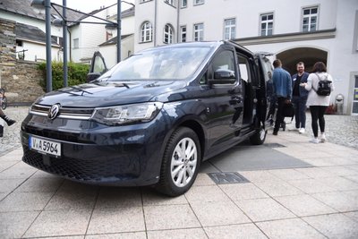 Ein VW Caddy ist seit wenigen Wochen in Oelsnitz als Blitzerauto im Einsatz.