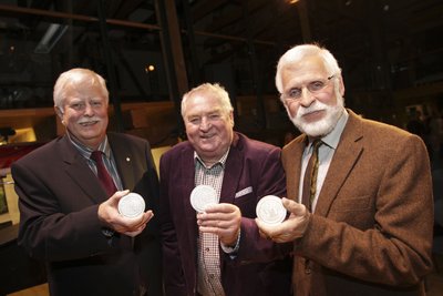 Sie wurden mit der Plauener Stadtplakette 2017 geehrt: Dittmar Heidel, Hansjoachim Michel und Volker Barthel (von links).