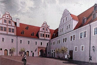 Die Fassade des Innenhofes von Schloss Forderglauchau soll hellgrau werden. Die Giebel und der Durchgang am Ostflügel bekommen Gestaltungsornamente aus rotem Porphyr.