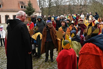 Zum Abschluss der diesjährigen Sternsinger-Aktion wurden die Kinder in Wechselburg empfangen.