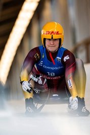 Auf dem Schlitten läuft es in dieser Saison für Melina Fischer bisher richtig gut. Jetzt darf die 19-Jährige vom ESV Lok Zwickau sogar beim Weltcup starten.