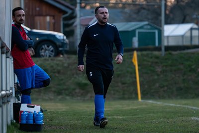 Pierre Sprößig (r.) steht beim Hartmannsdorfer SV fortan an der Seitenlinie.