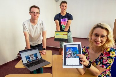 Klara Hermann, Julian Gering und Chris Mollenhauer (links) haben einen Wahlomaten zur Plauener OB-Wahl ausgetüftelt und eine Diskussionsrunde mit den Kandidaten organisiert, die heute live gestreamt wird.