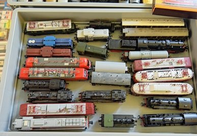 Viele Schätze, darunter auch aus DDR-Produktion, waren auf der Modellbahnbörse zu finden.