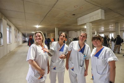 Sie freuen sich auf das neue Herzzentrum: Michaela Kaden, Vivien Villotti, Stefanie Kuntz und Kristin Wohlrab (v.l.) aus der Klinik für Innere Medizin.