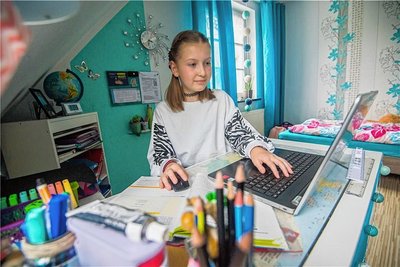 Auch das gehört der Vergangenheit an: Zwei Schuljahre waren infolge von Corona vom Homeschooling geprägt. Das Foto entstand 2020.