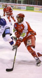 Alexander Höller trug in der Saison 2015/2016 schon einmal das Trikot der Eispiraten.