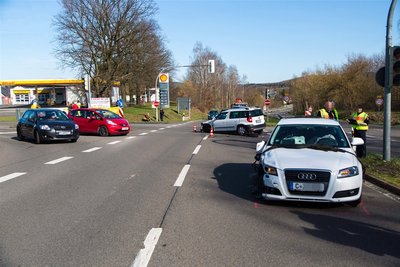 B 173 bei Niederwiesa musste nach einem Unfall mehr als eine Stunde gesperrt werden.