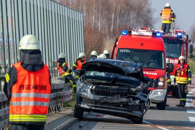 Unfall auf der A72: Drei Menschen wurden bei Rochlitz verletzt.