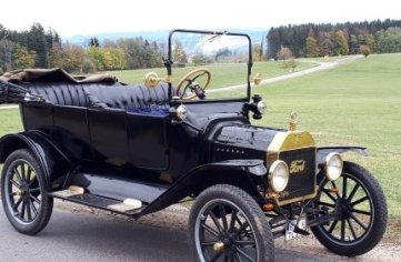 Ein Ford T aus dem Jahr 1915. 